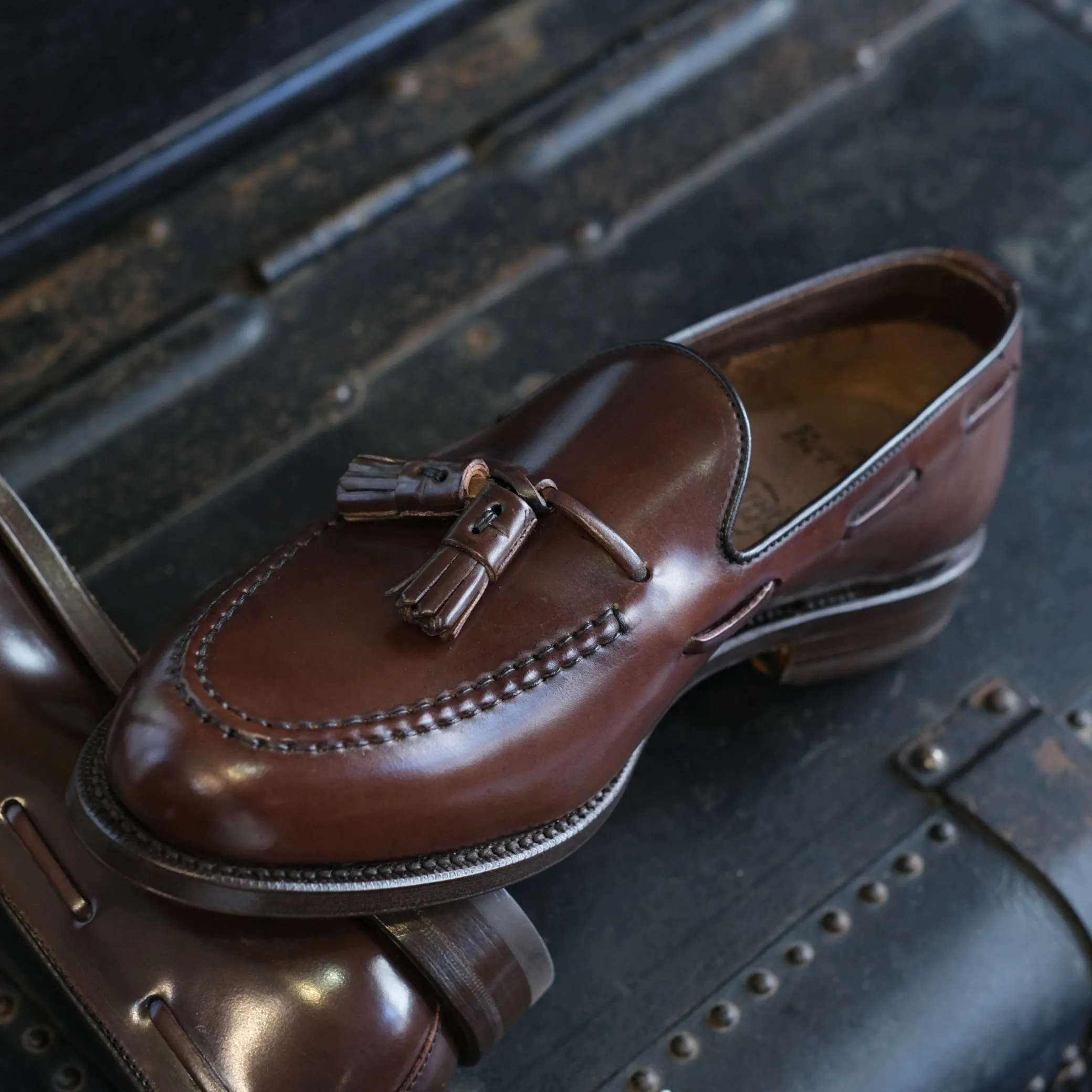 Berwick1707 Shell Cordovan Unlined Tassel Loafer