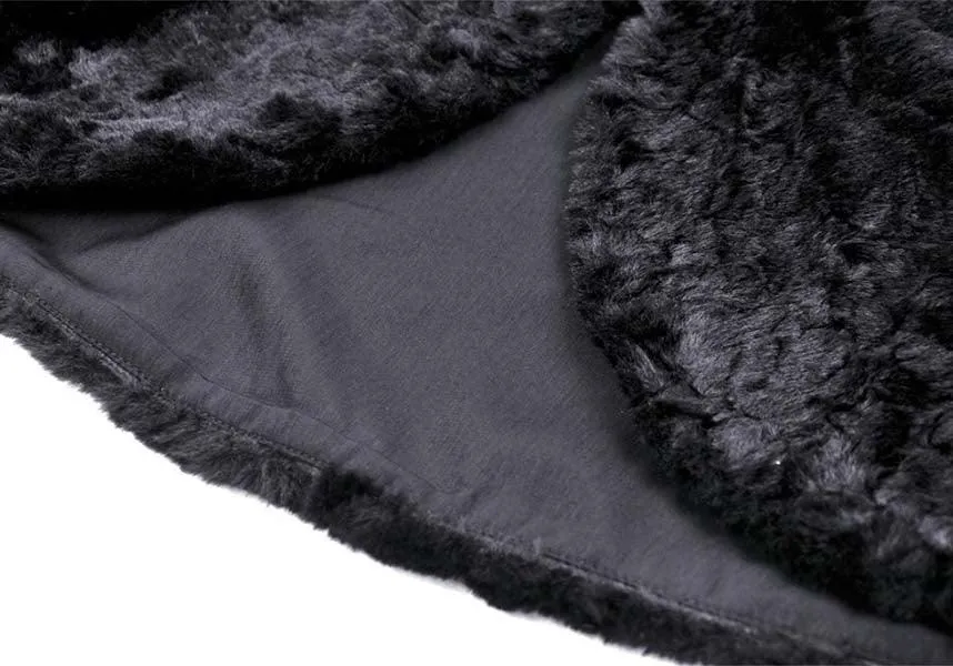 Black Bear Lolita | CAPE