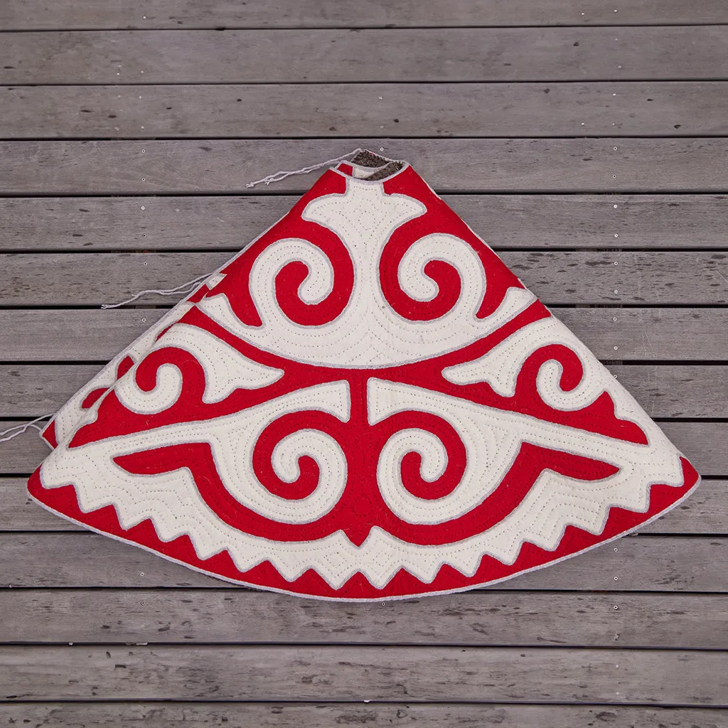 Contemporary Red With White Shyrdak Tree Skirt