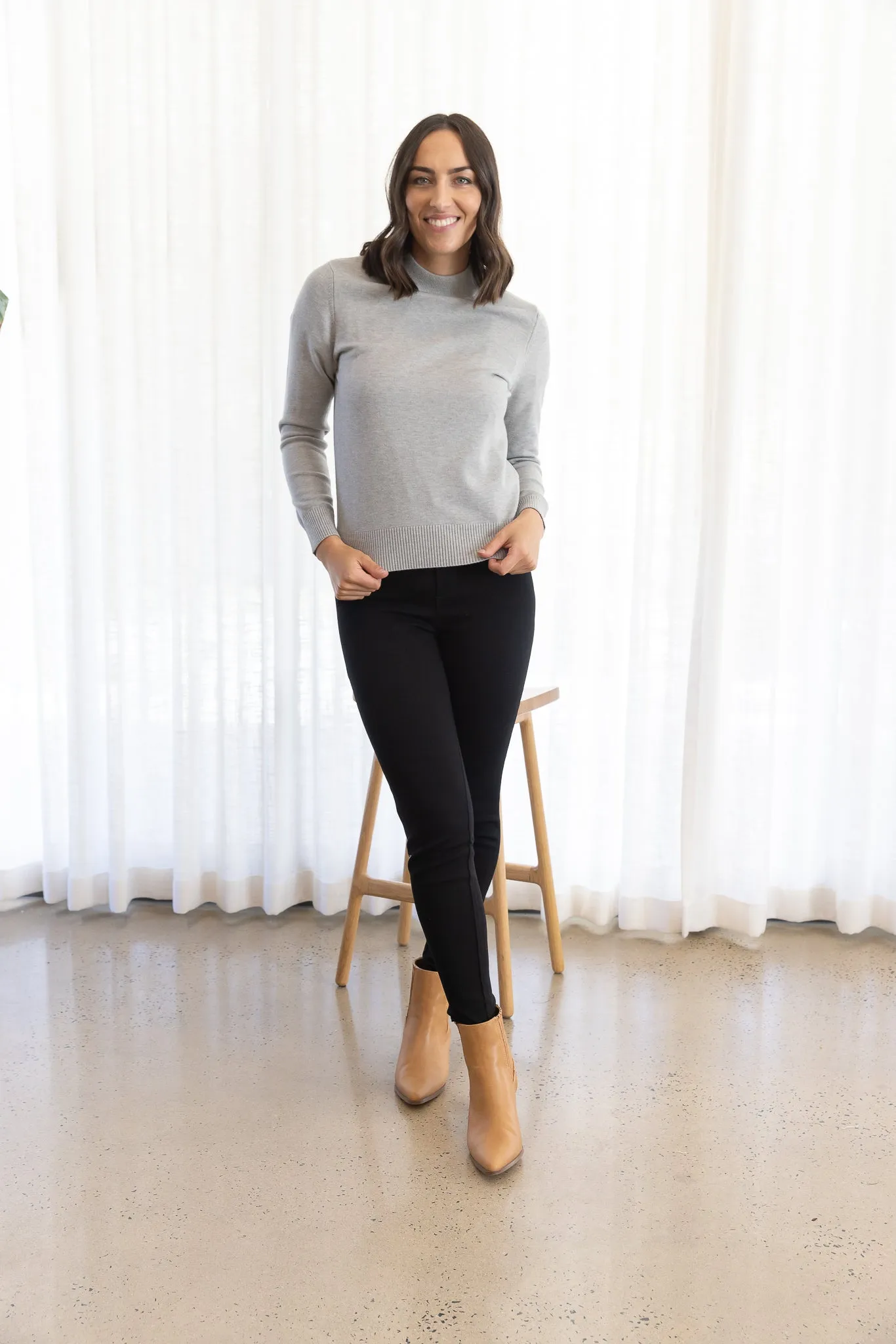 ELAINA KNIT TOP - Grey