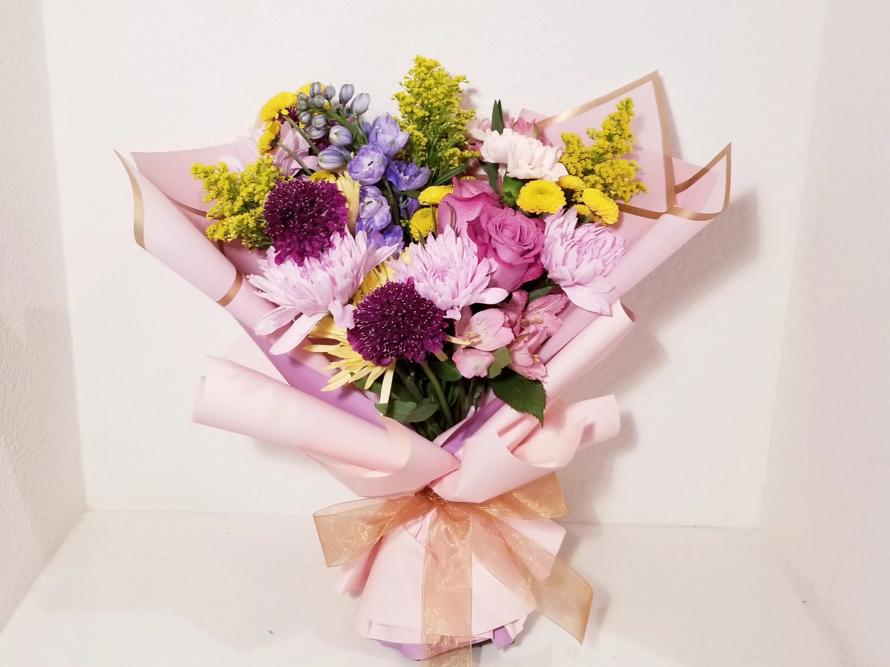 Mix Seasonal Flowers Bouquet