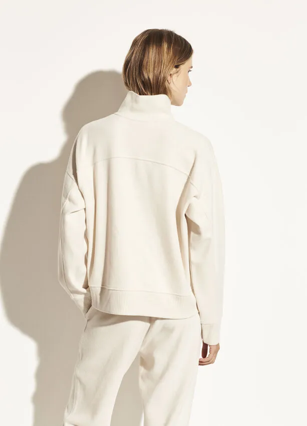 Vince - Cozy Half Zip Pullover in Oyster